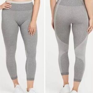 Spanx Seamless Sculpt Leggings